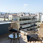 מלון דירות Empress Luxury Residences 4*