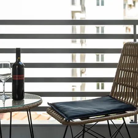 Empress Luxury Residences Apartmanhotel