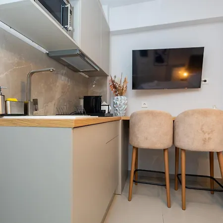 Empress Luxury Residences Apartmanhotel Vólosz