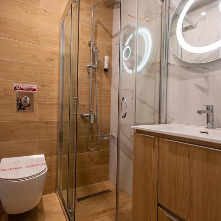 Empress Luxury Residences Vólosz