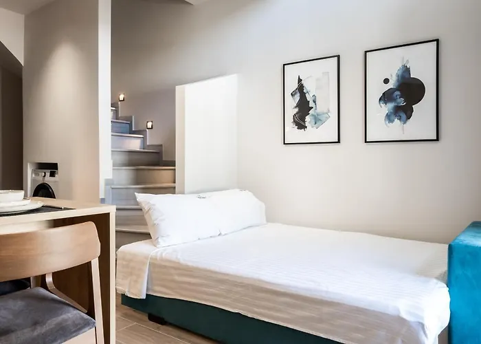 Empress Luxury Residences Aparthotel