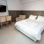 Empress Luxury Residences Aparthotel 4*