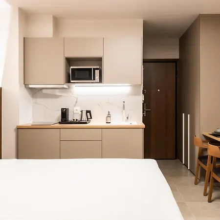 Empress Luxury Residences 3*