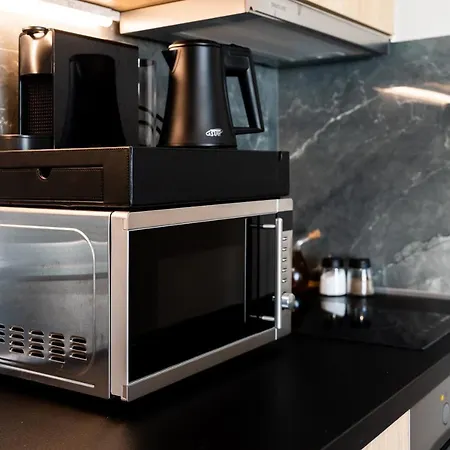 Empress Luxury Residences 公寓式酒店 4*