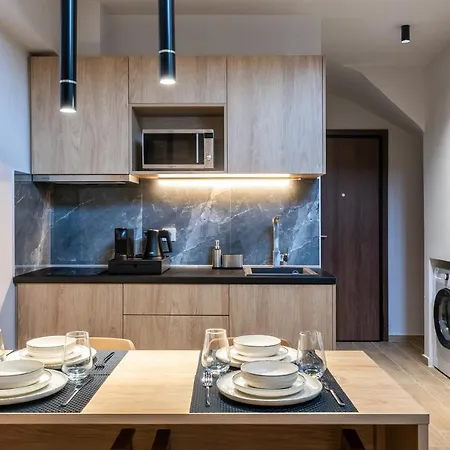 Empress Luxury Residences 4*