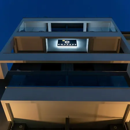 Empress Luxury Residences Ξενοδοχείο με διαμερίσματα Βόλος