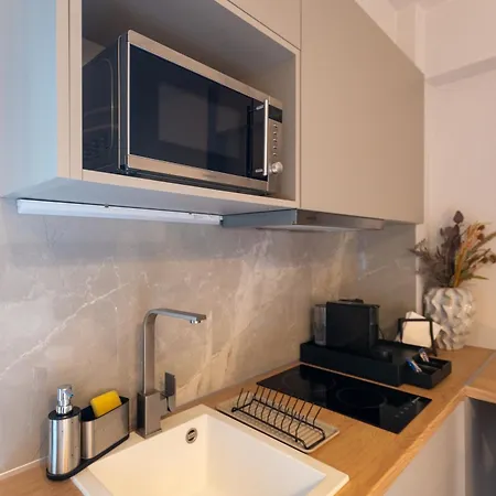 Empress Luxury Residences 4*