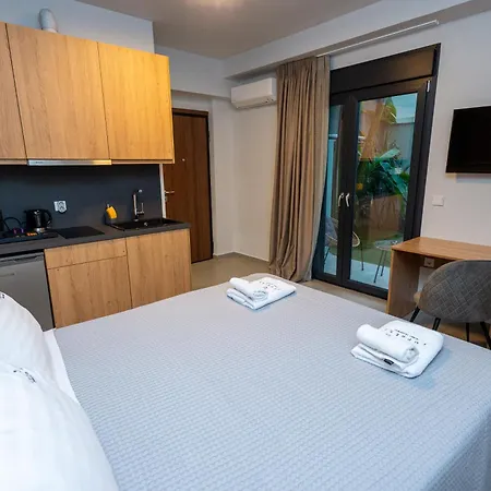 Empress Luxury Residences 4*