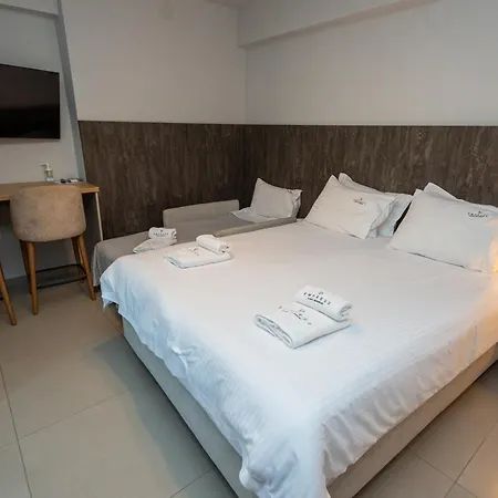 Empress Luxury Residences 4* Volos