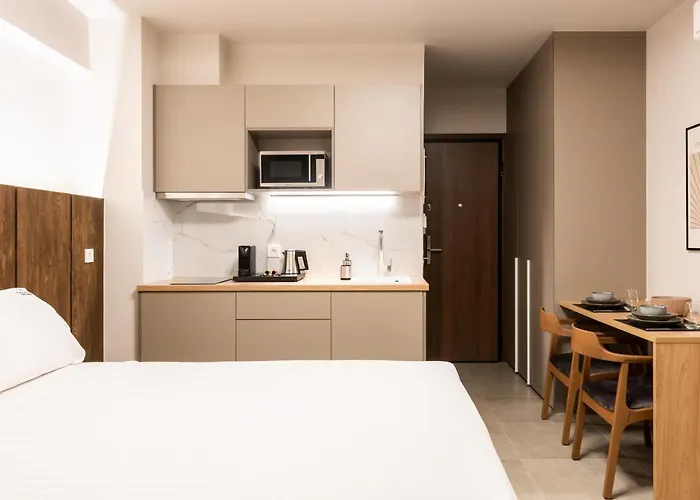 Empress Luxury Residences 4*