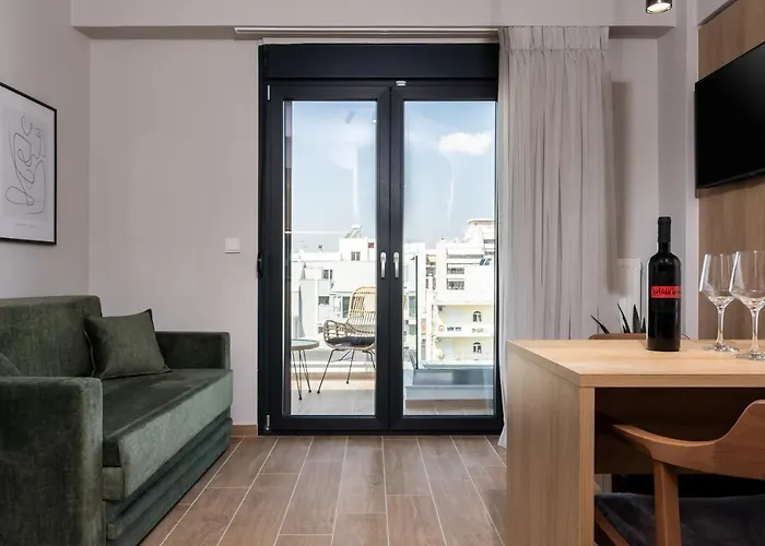 Empress Luxury Residences Apartahotel Volos