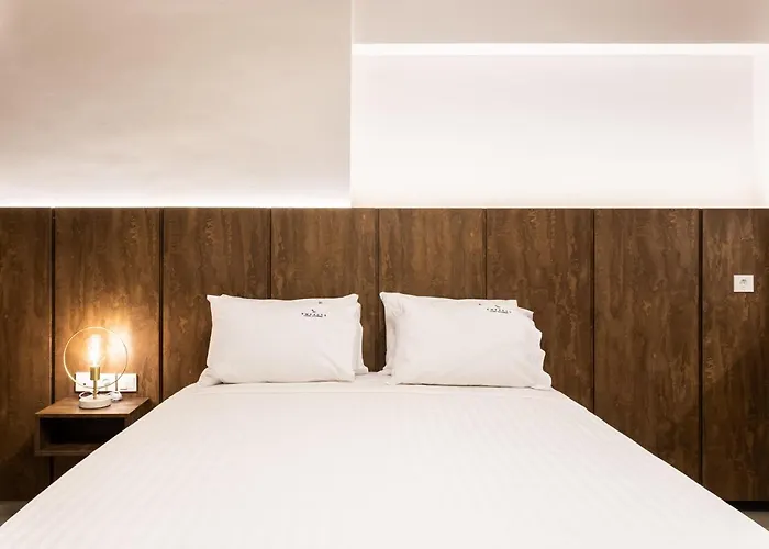 Empress Luxury Residences מלון דירות