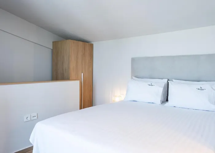 Apartahotel Empress Luxury Residences Volos