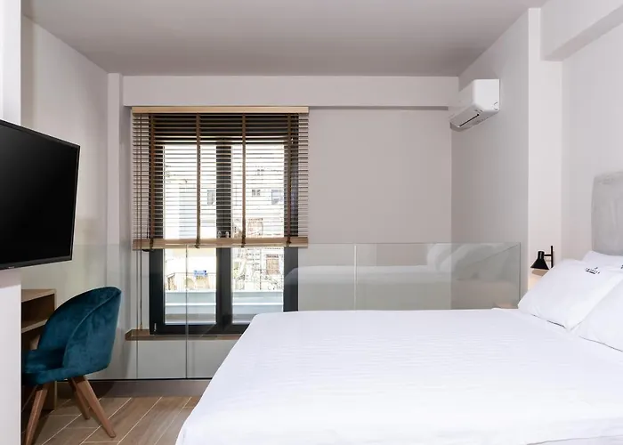 Empress Luxury Residences Volos