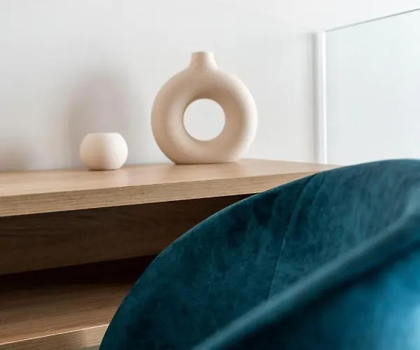 Empress Luxury Residences מלון דירות 4*