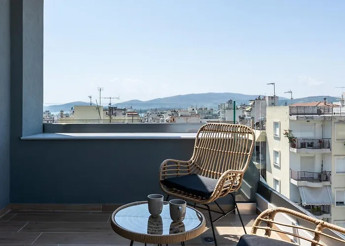 Empress Luxury Residences מלון דירות 4*