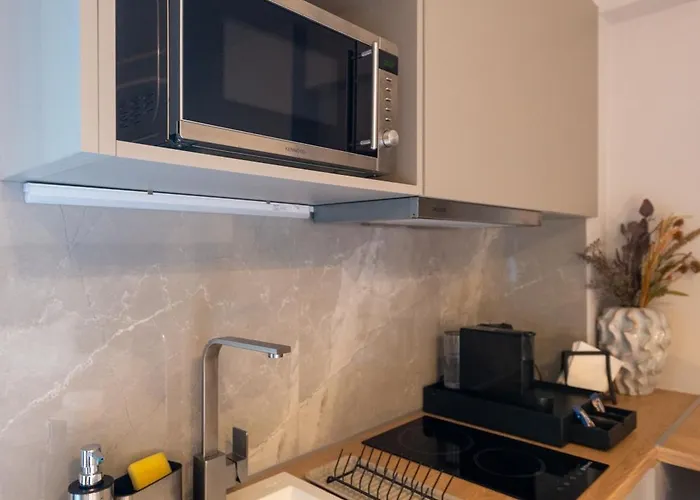 Empress Luxury Residences 4*