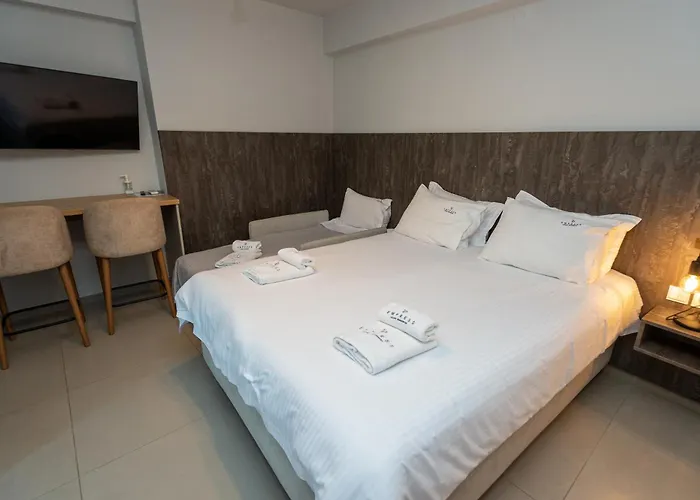Empress Luxury Residences 4* Volos