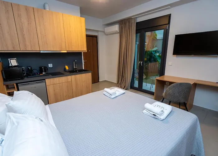 Empress Luxury Residences 4*