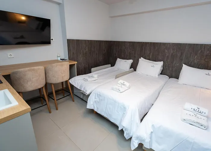 Empress Luxury Residences 4*