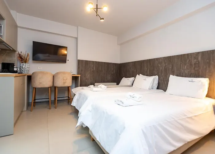 Empress Luxury Residences 4* וולוס